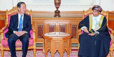 السيد فهد يستقبل رئيس اللجنة الدائمة للمجلس الوطني لنواب الشعب الصيني