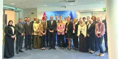 سلطنة عُمان والاتحاد الأوروبي يناقشان سبل تطوير مجالات التعاون