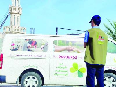 العمل الخيري ينشر بهجة العيد في أوساط الأسر المستحقة