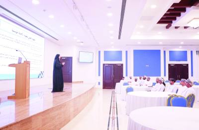 “الداخلية” تنفذ حلقة حول مؤشرات الإجادة المؤسسية